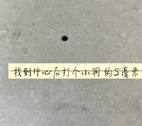 魏县瓷砖空鼓维修公司专业解答在瓷砖铺贴过程中，如果砂料搅拌不均匀，将会带来以下问题